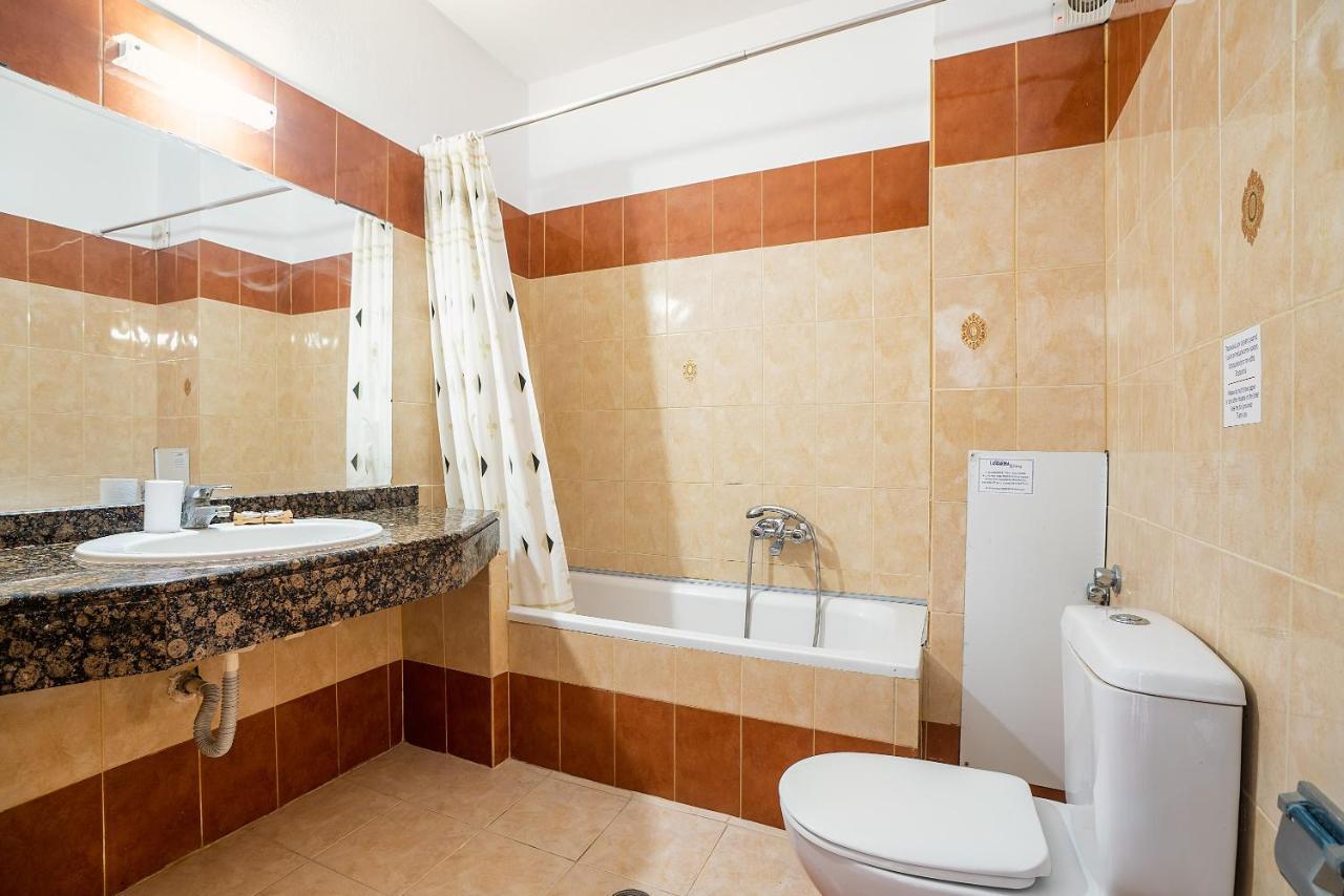 Livadia Beach Suite Kültér fotó
